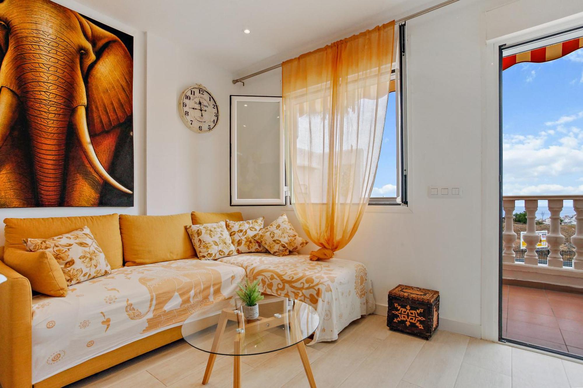 1 Bedroom Giuly Sea Views In Los Cristianos Лос Кристианос Экстерьер фото